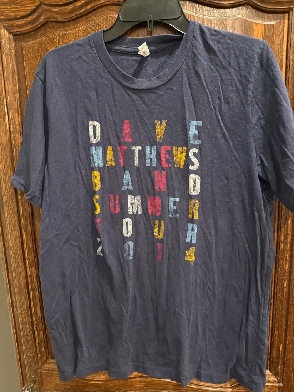 Dave Matthew’s Band concert tee 2014 Short-Sleeve Tee with Multicolor Lettering